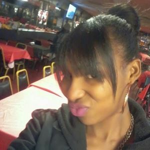 Meet your Posher, Sharita